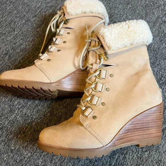 Sorel Women's Leather After Hours Lace Shearling Boots Size 9 Cream - Picture 2 of 9